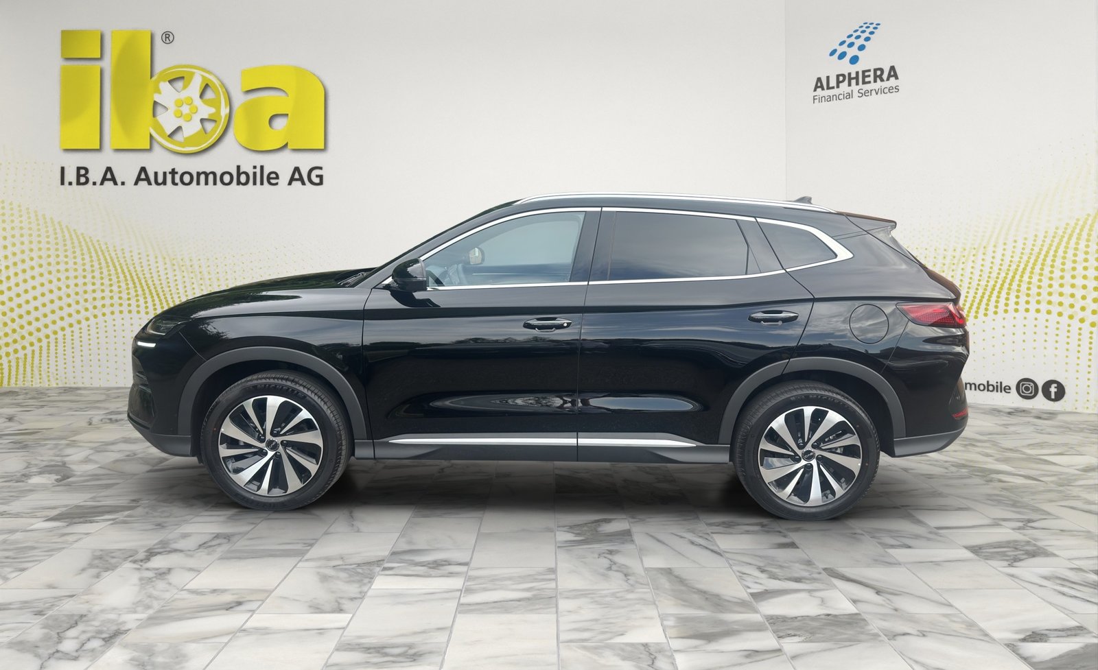 BYD Seal U DM-i Design AWD 4x4, Plug-in-Hybrid Petrol/Electric, New car, Automatic - 2