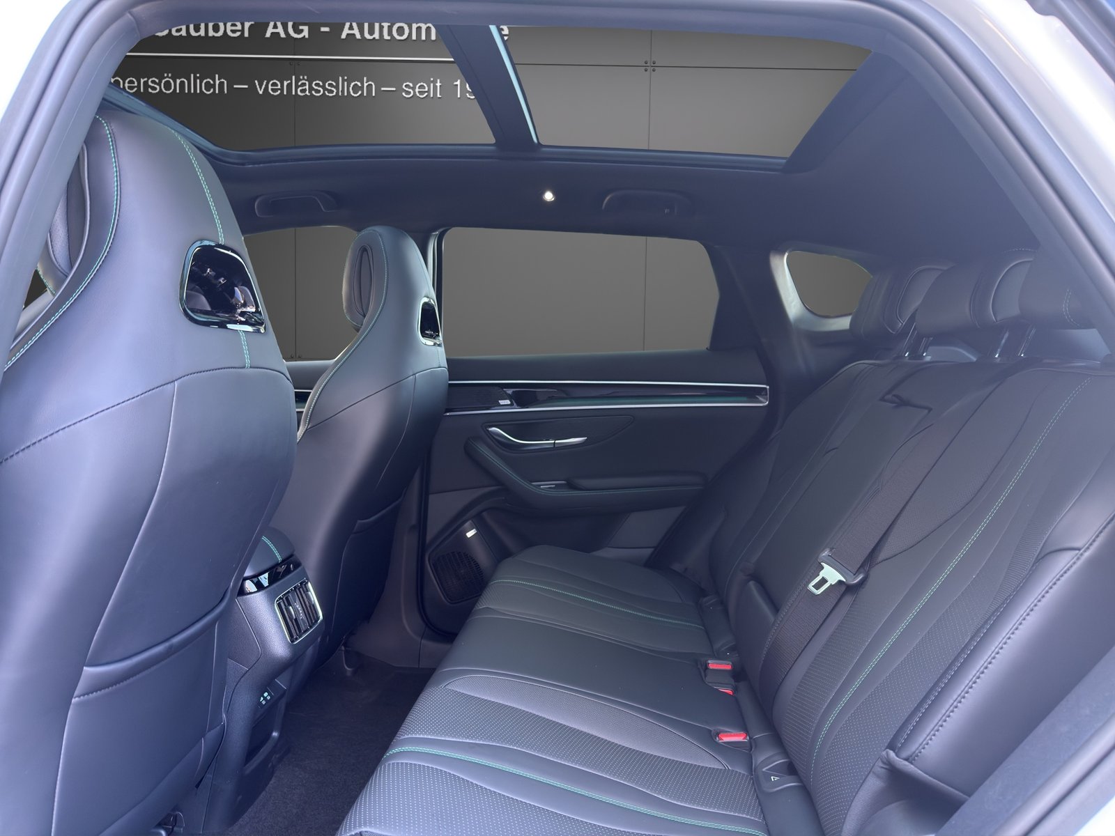 BYD Seal U DM-i Design AWD, Plug-in-Hybrid Benzina/Elettrica, Auto nuove, Automatico - 7