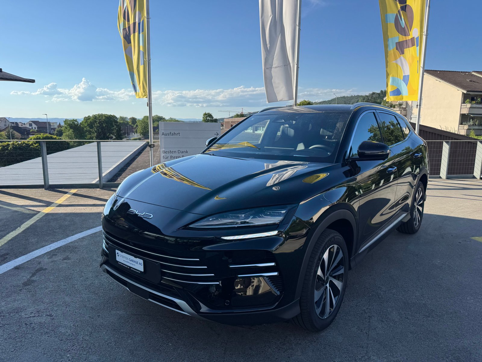 BYD Seal U DM-i Design AWD, Plug-in-Hybrid Benzin/Elektro, Neuwagen, Automatik - 4