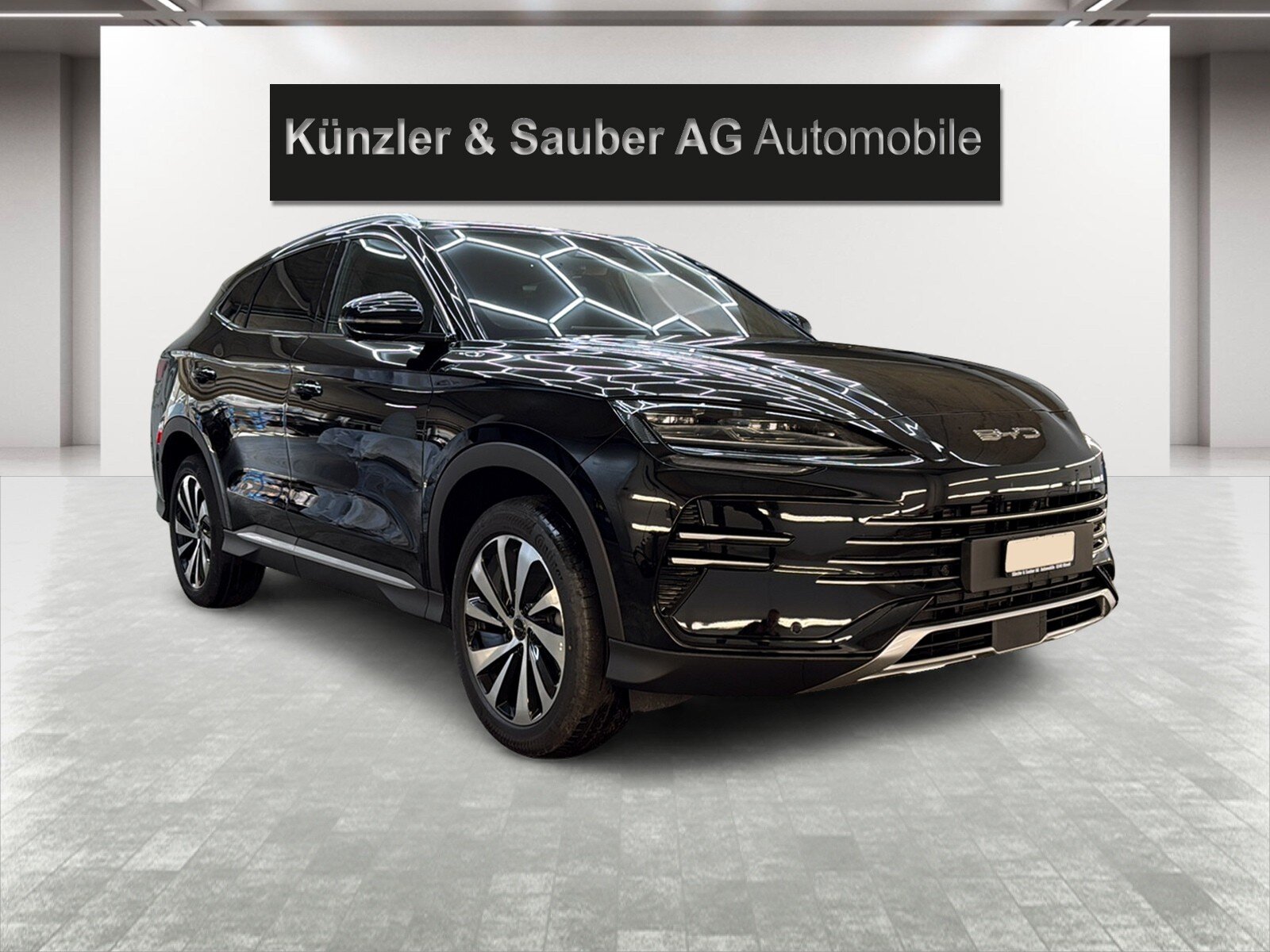 BYD Seal U DM-i Design AWD, Plug-in-Hybrid Benzina/Elettrica, Auto nuove, Automatico