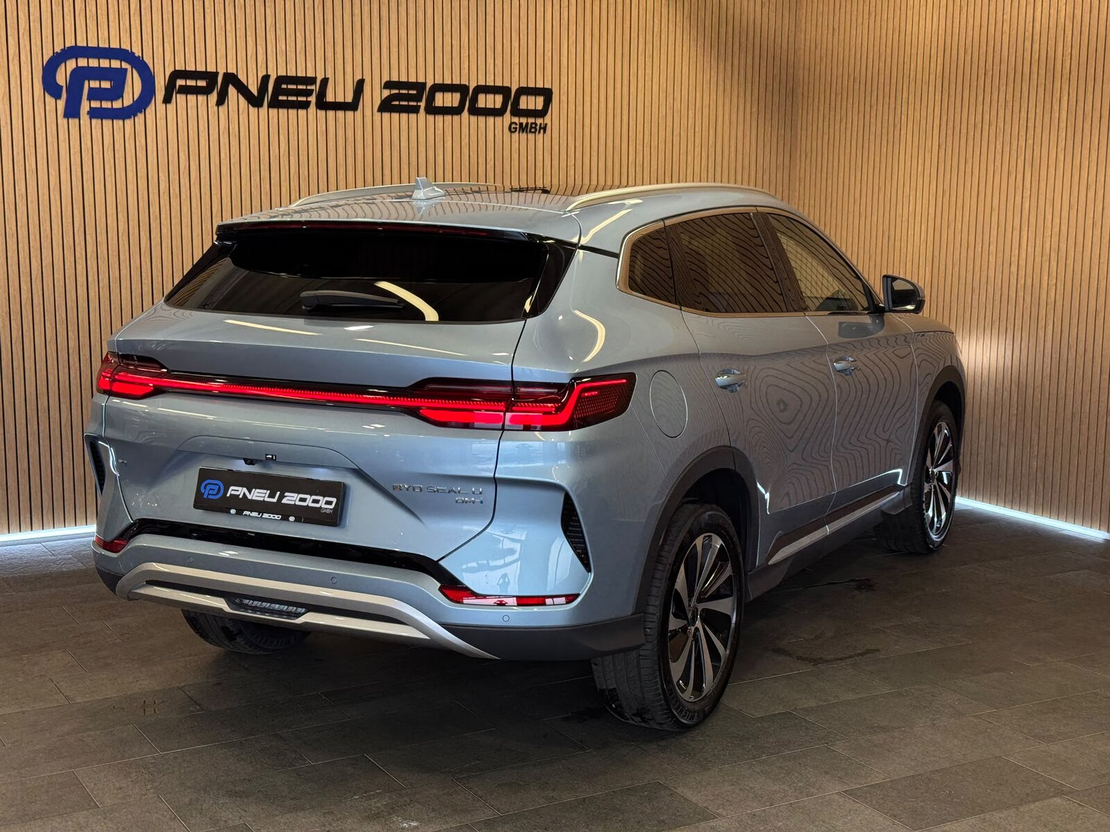 BYD Seal U DM-i Design AWD *Tian Qing*, Plug-in-Hybrid Petrol/Electric, New car, Automatic - 5