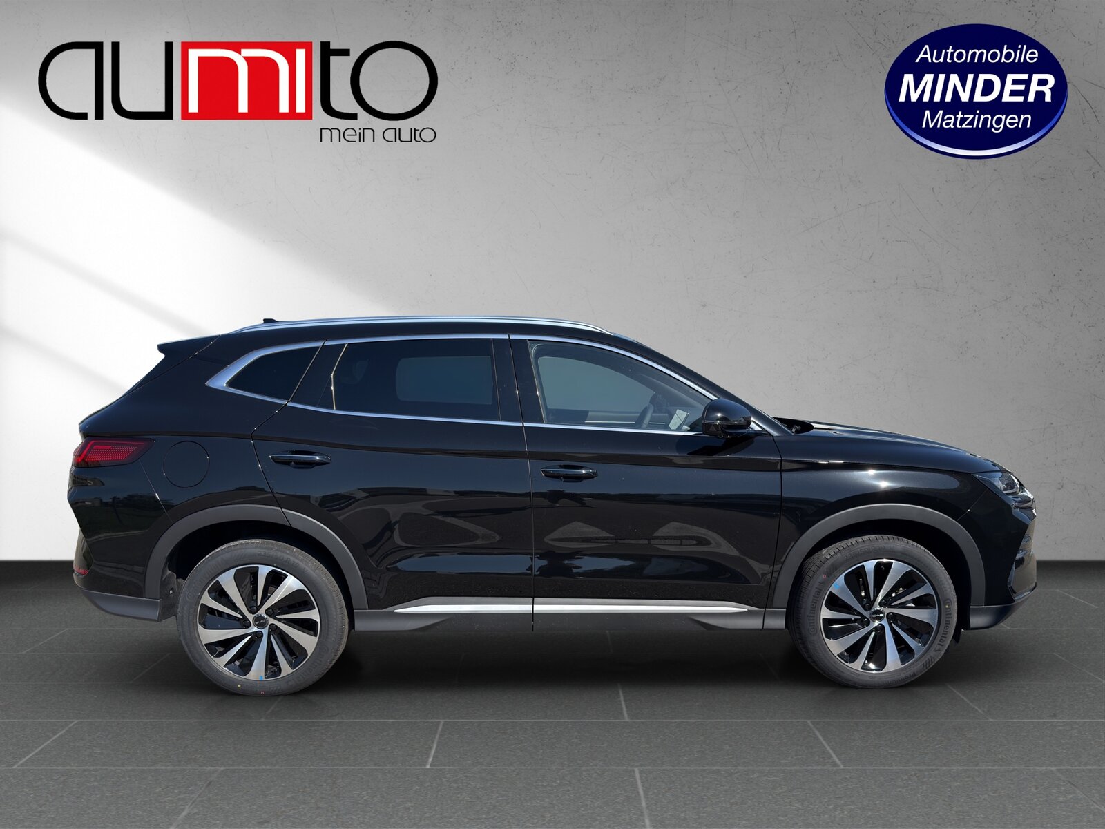 BYD Seal U DM-i Design AWD, Plug-in-Hybrid Benzin/Elektro, Neuwagen, Automatik - 2