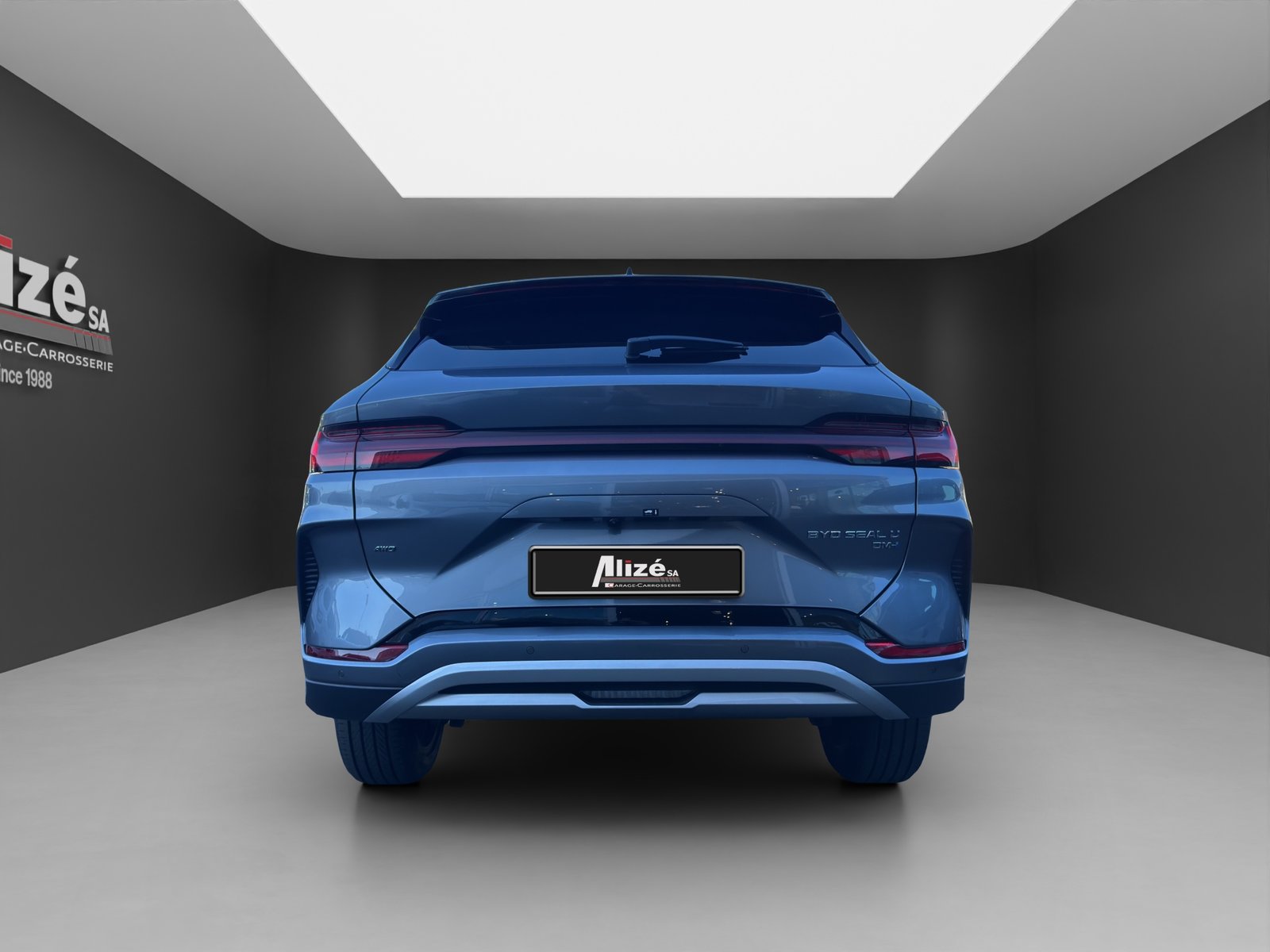 BYD Seal U DM-i Design AWD, Plug-in-Hybrid Benzin/Elektro, Occasion / Gebraucht, Automatik - 6