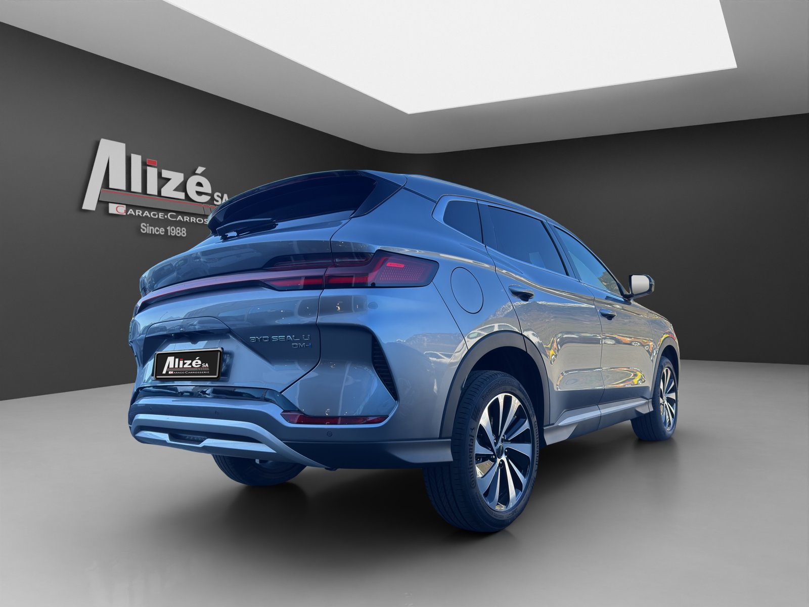 BYD Seal U DM-i Design AWD, Plug-in-Hybrid Benzin/Elektro, Occasion / Gebraucht, Automatik - 7