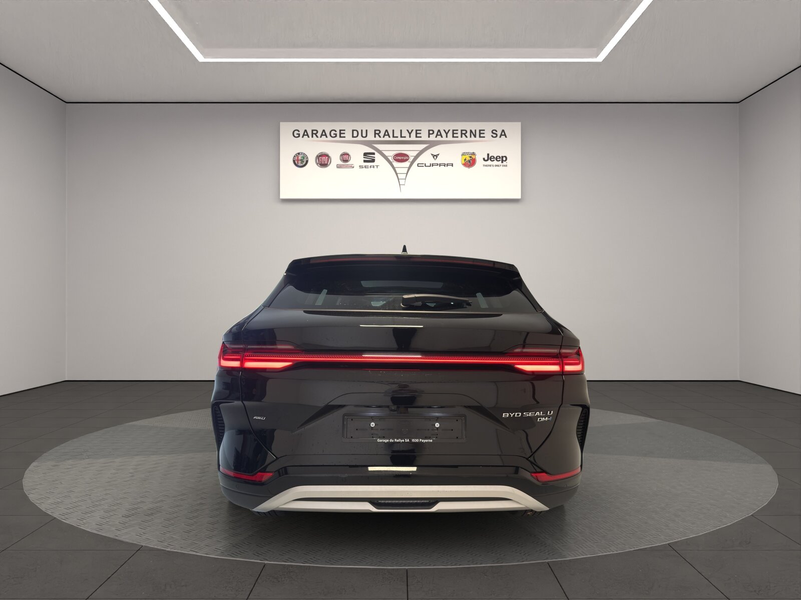 BYD Seal U DM-i Design AWD, Plug-in-Hybrid Benzin/Elektro, Vorführwagen, Automatik - 4