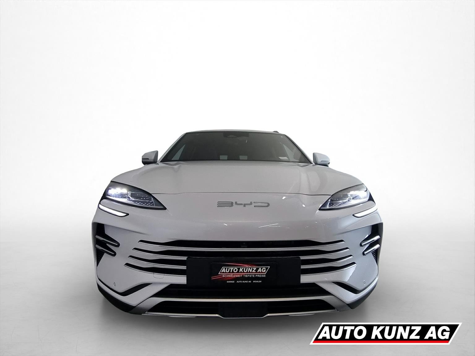 BYD Seal U DM-i Comfort FWD, Plug-in-Hybrid Benzina/Elettrica, Auto a km zero, Automatico - 2