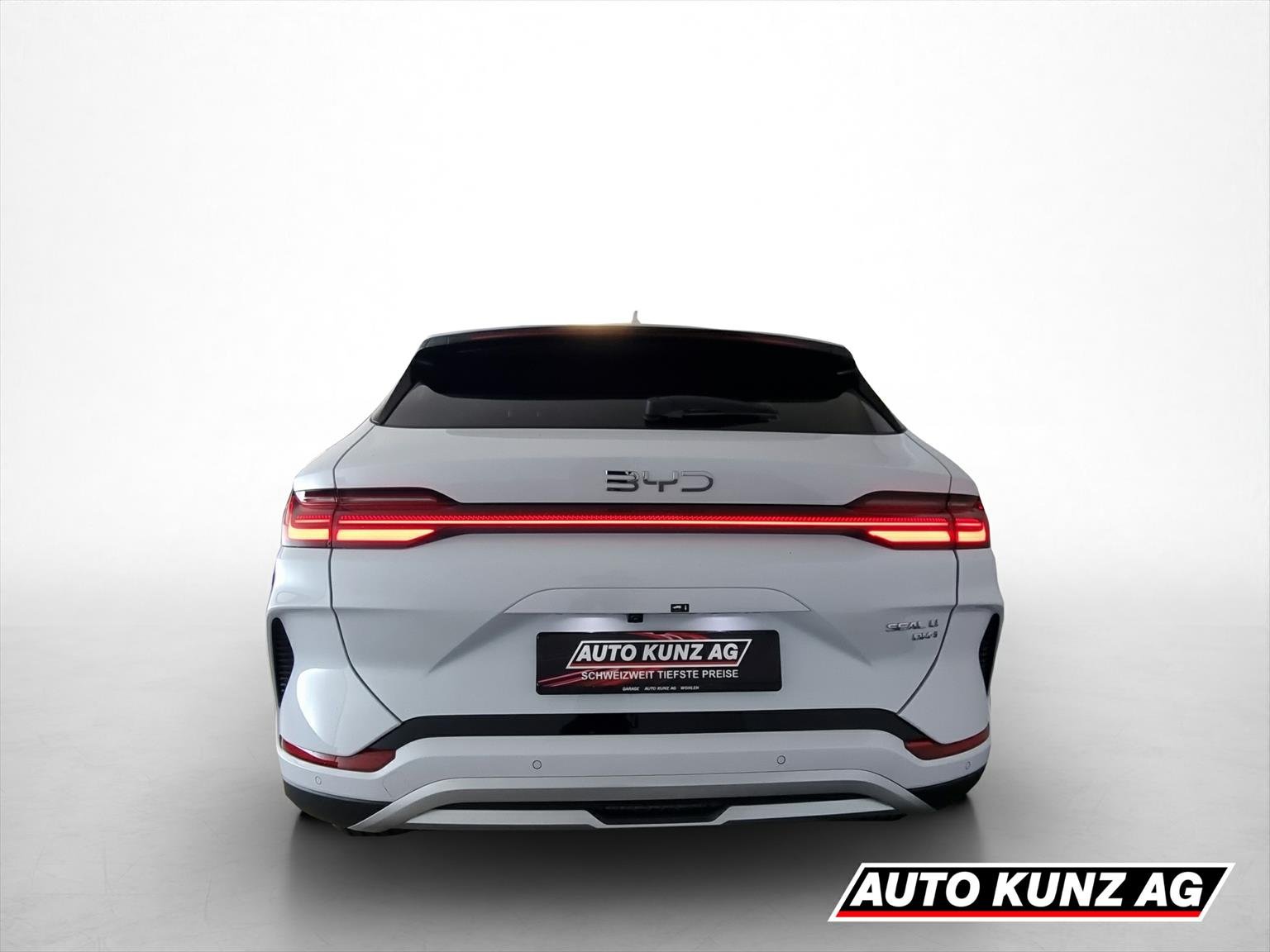 BYD Seal U DM-i Comfort FWD, Plug-in-Hybrid Benzina/Elettrica, Auto a km zero, Automatico - 5