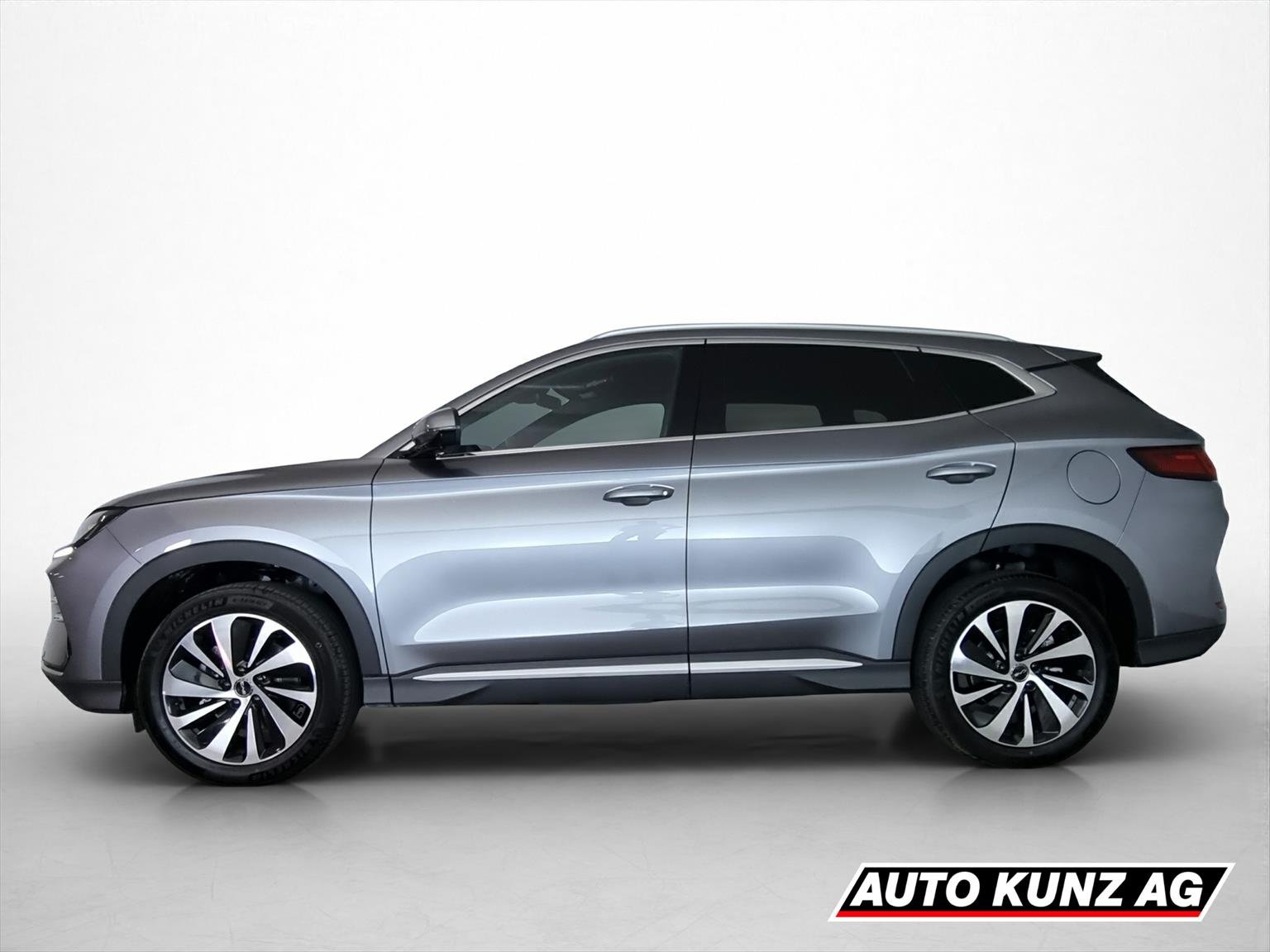 BYD Seal U DM-i Comfort FWD, Plug-in-Hybrid Petrol/Electric, Pre-registered new car, Automatic - 3
