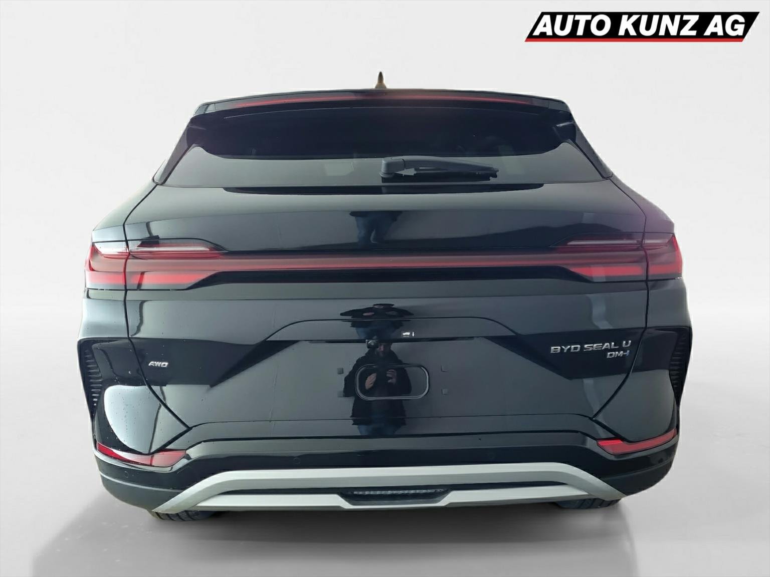 BYD Seal U DM-i Design AWD AHK, Plug-in-Hybrid Benzin/Elektro, Neues Fahrzeug mit Tageszulassung, Automatik - 4