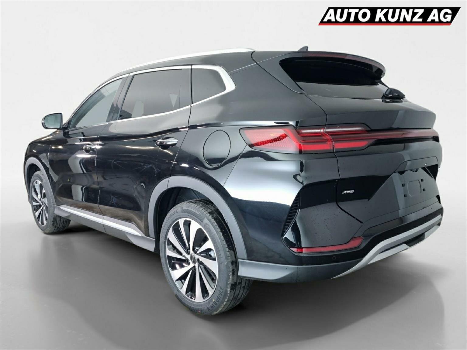 BYD Seal U DM-i Design AWD, Hybride Rechargeable Essence/Électricité, Véhicule neuf pré-immatriculé, Automatique - 2