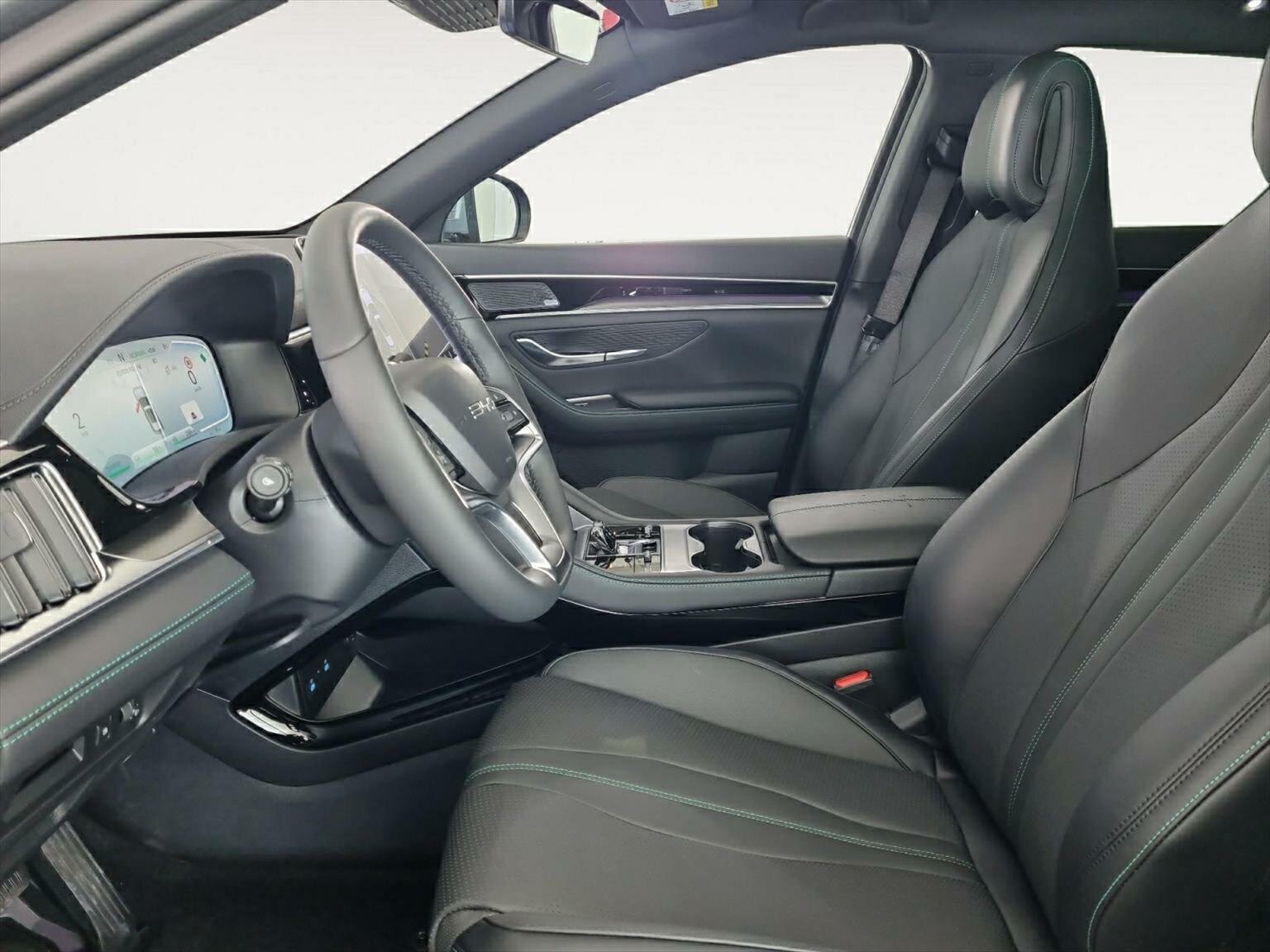 BYD Seal U DM-i Design AWD, Plug-in-Hybrid Benzina/Elettrica, Auto a km zero, Automatico - 5