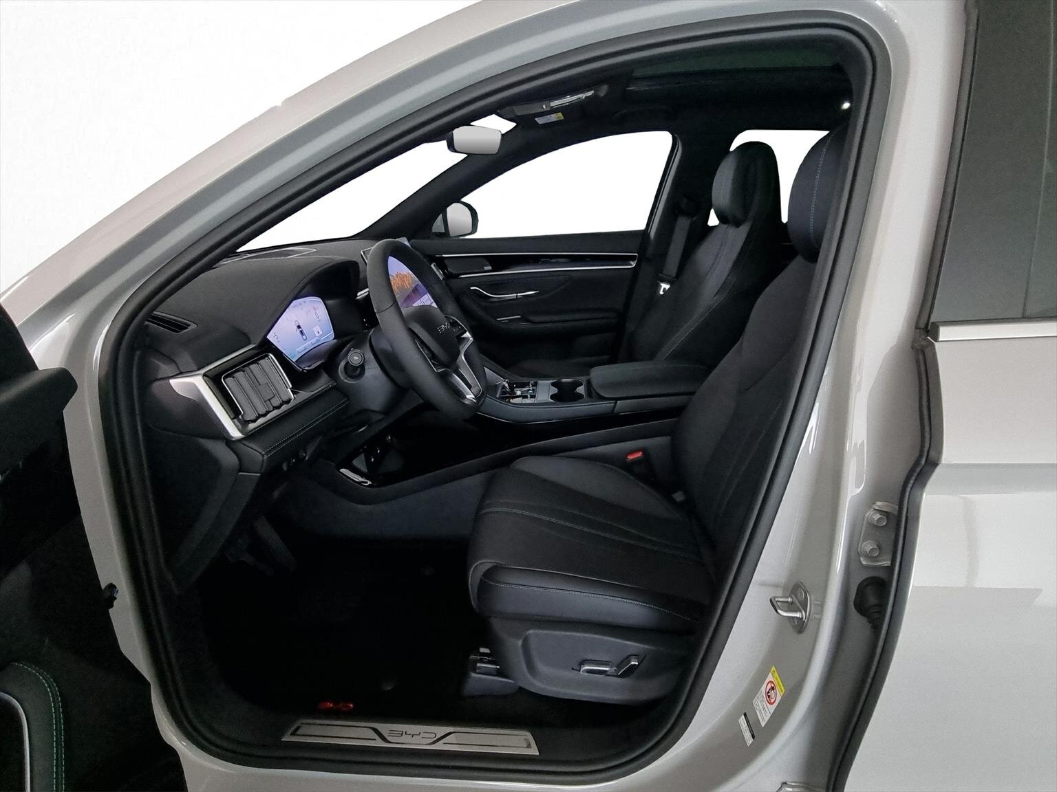 BYD Seal U DM-i Design AWD, Plug-in-Hybrid Benzina/Elettrica, Auto a km zero, Automatico - 6