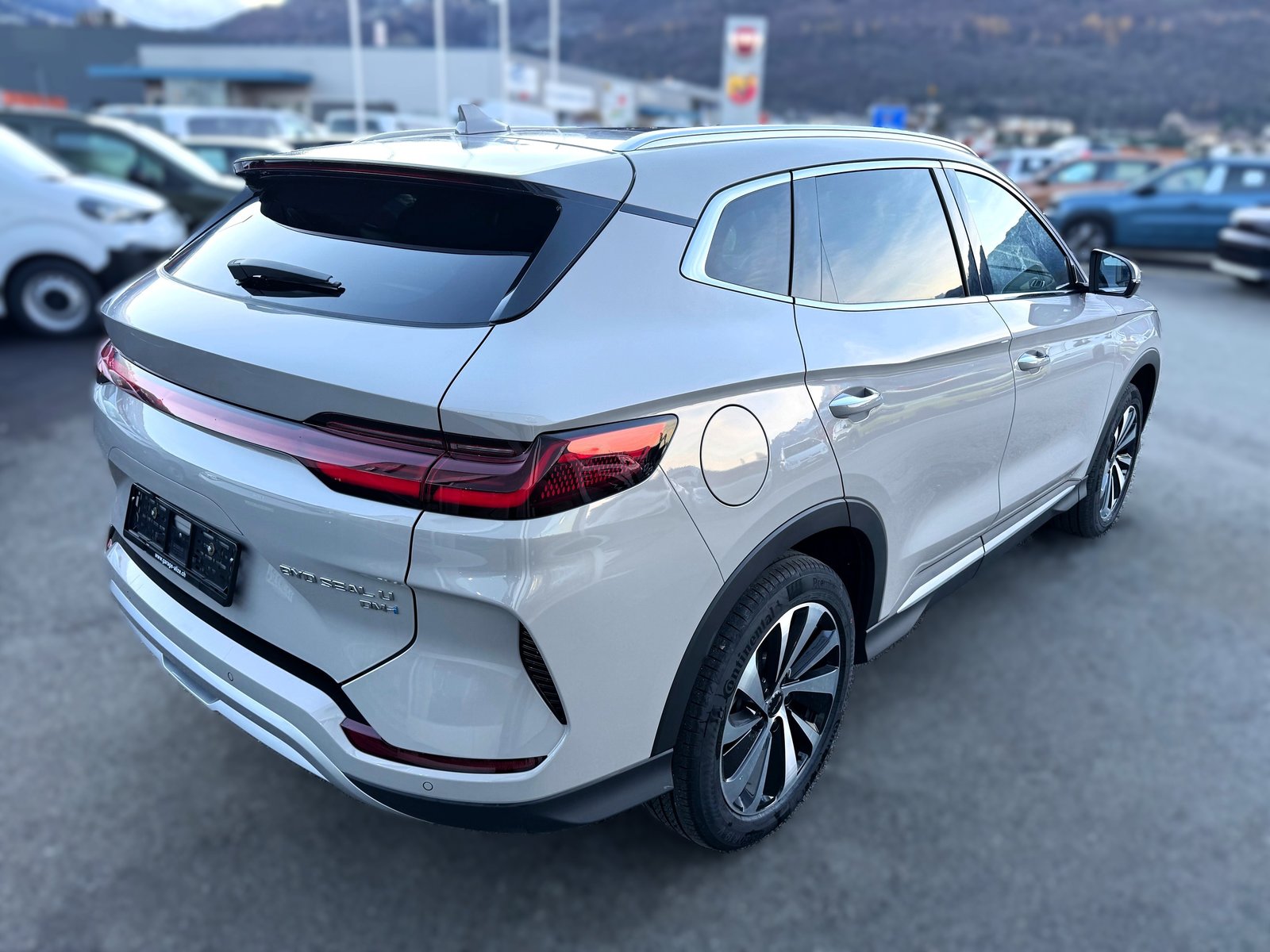 BYD Seal U DM-i Design AWD, Plug-in-Hybrid Benzina/Elettrica, Auto nuove, Automatico - 6
