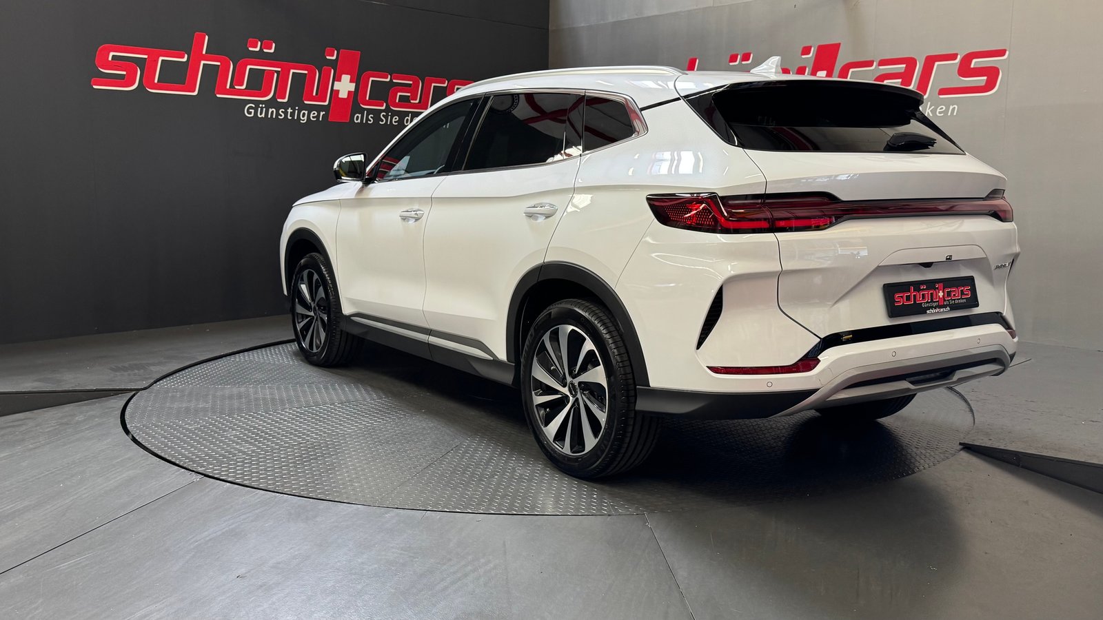 BYD Seal U DM-i Design AWD, Hybride Rechargeable Essence/Électricité, Voiture nouvelle, Automatique - 4