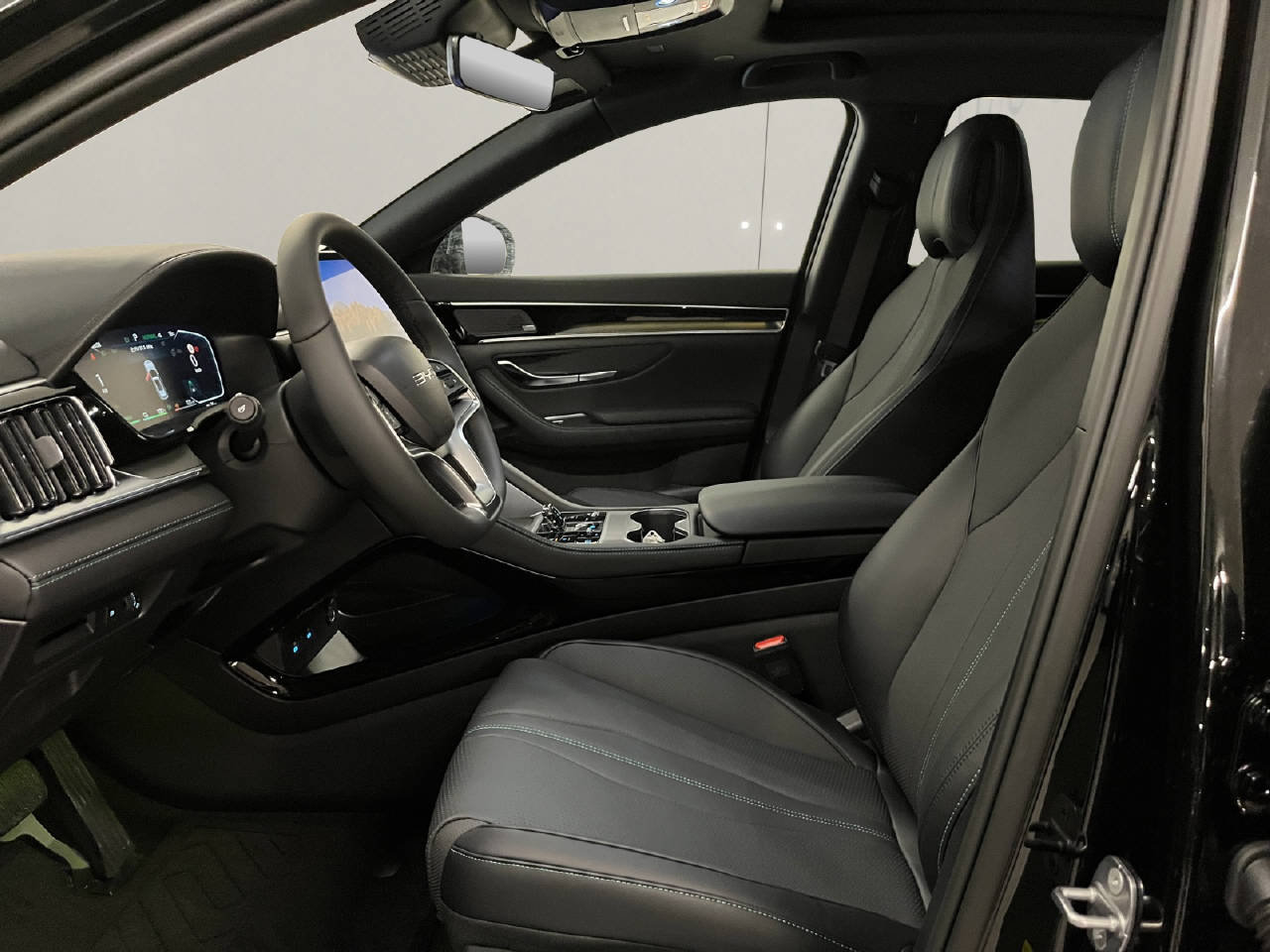 BYD Seal U DM-i Boost CH FAHRZEUG, Plug-in-Hybrid Petrol/Electric, New car, Automatic - 5