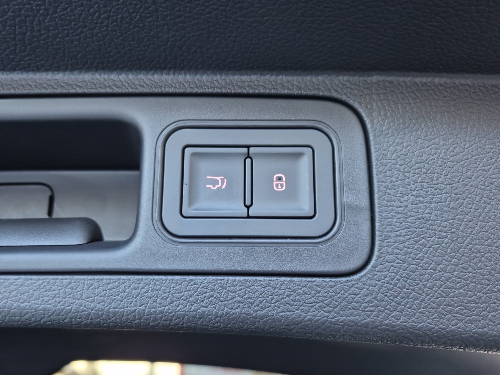 BYD SEAL U DESIGN 87 kwh, Elektro, Neuwagen, Automatik - 6