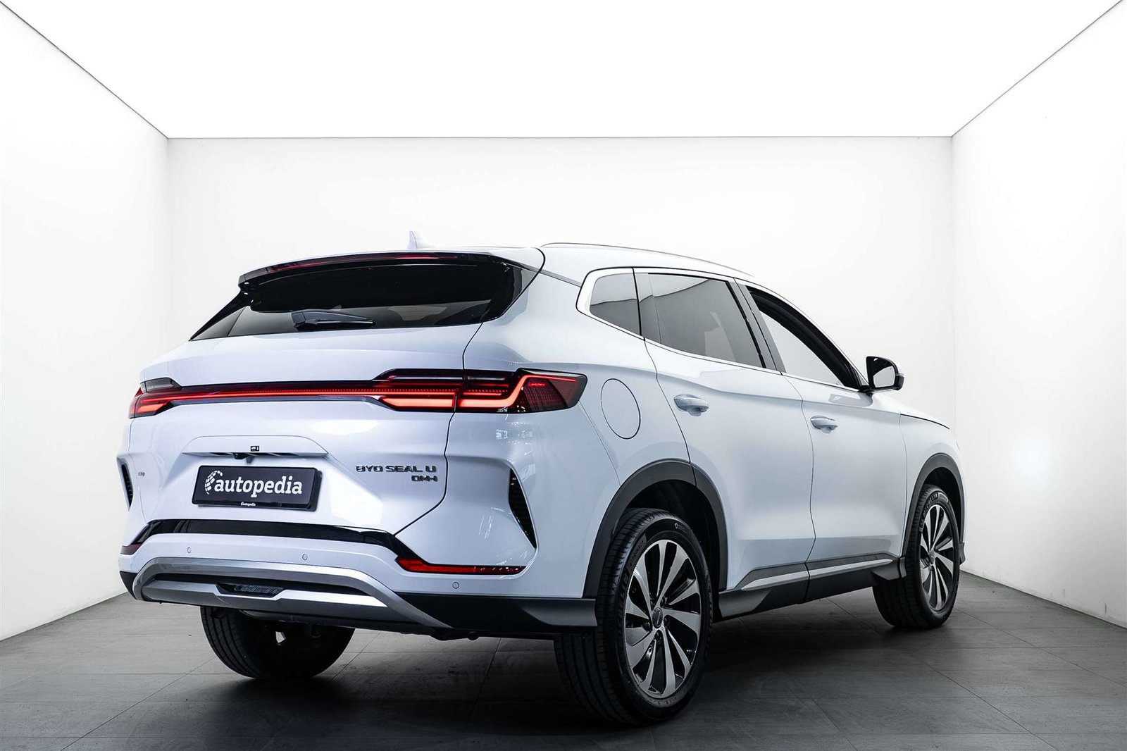 BYD Seal U DM-i Design AWD 324PS, Hybride Rechargeable Essence/Électricité, Voiture nouvelle, Automatique - 3