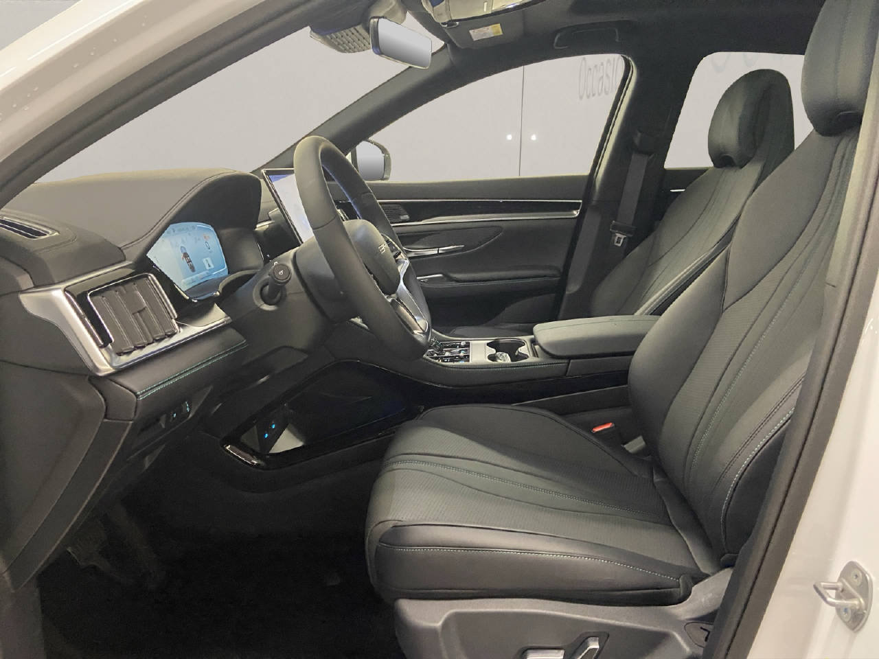 BYD Seal U DM-i Design AWD, Plug-in-Hybrid Petrol/Electric, New car, Automatic - 5