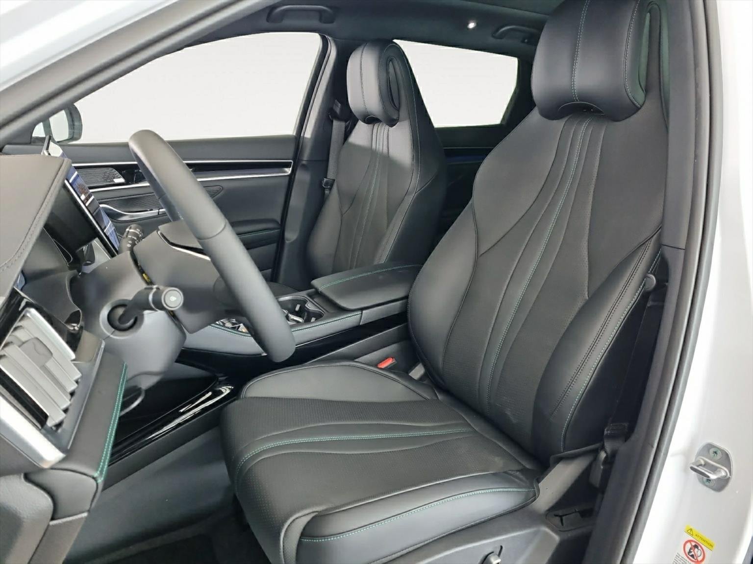 BYD Seal U DM-i Design AWD, Hybride Rechargeable Essence/Électricité, Voiture nouvelle, Automatique - 5