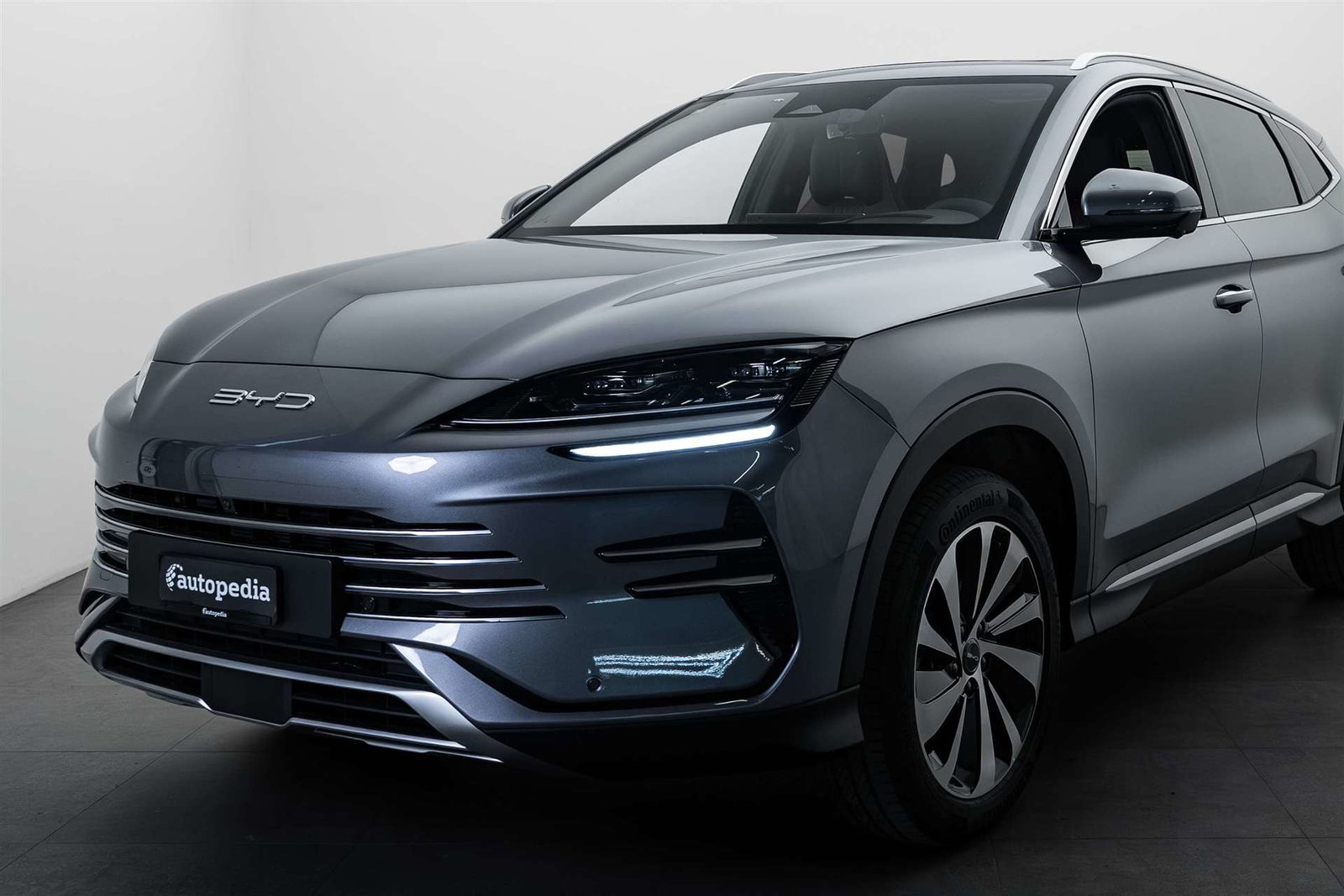 BYD Seal U DM-i PHEV Design AWD 324PS Automat, Plug-in-Hybrid Petrol/Electric, New car, Automatic - 2