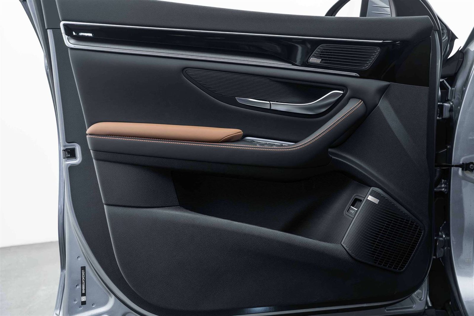 BYD Seal U DM-i PHEV Design AWD 324PS Automat, Plug-in-Hybrid Petrol/Electric, New car, Automatic - 7