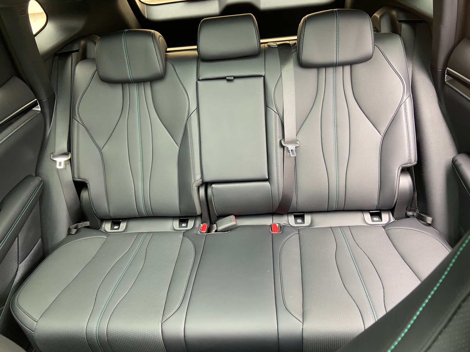 BYD Seal U DM-i Design AWD, Plug-in-Hybrid Petrol/Electric, New car, Automatic - 5