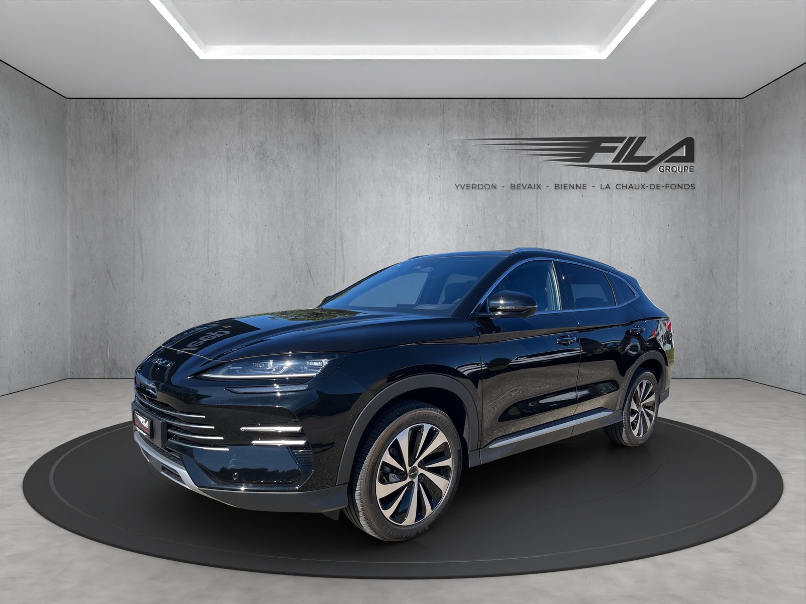 BYD Seal U DM-i Design AWD, Plug-in-Hybrid Petrol/Electric, New car, Automatic - 2