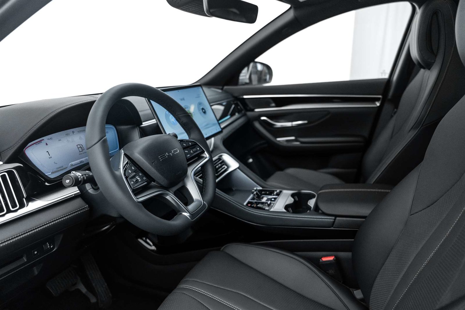 BYD Seal U DM-i PHEV Comfort 217PS e-CVT, Plug-in-Hybrid Benzin/Elektro, Neuwagen, Automatik - 7
