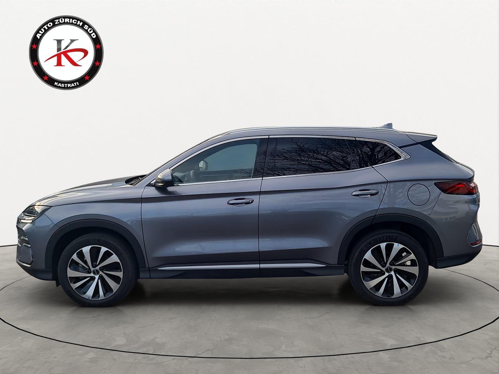 BYD Seal U DM-i Design AWD, Plug-in-Hybrid Benzin/Elektro, Neuwagen, Automatik - 3