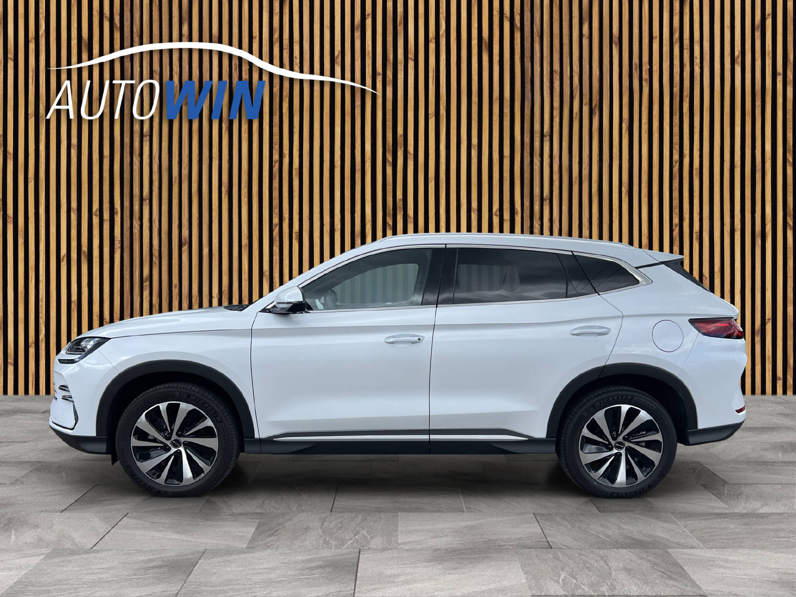 BYD Seal U DM-i Design AWD, Plug-in-Hybrid Petrol/Electric, New car, Automatic - 3