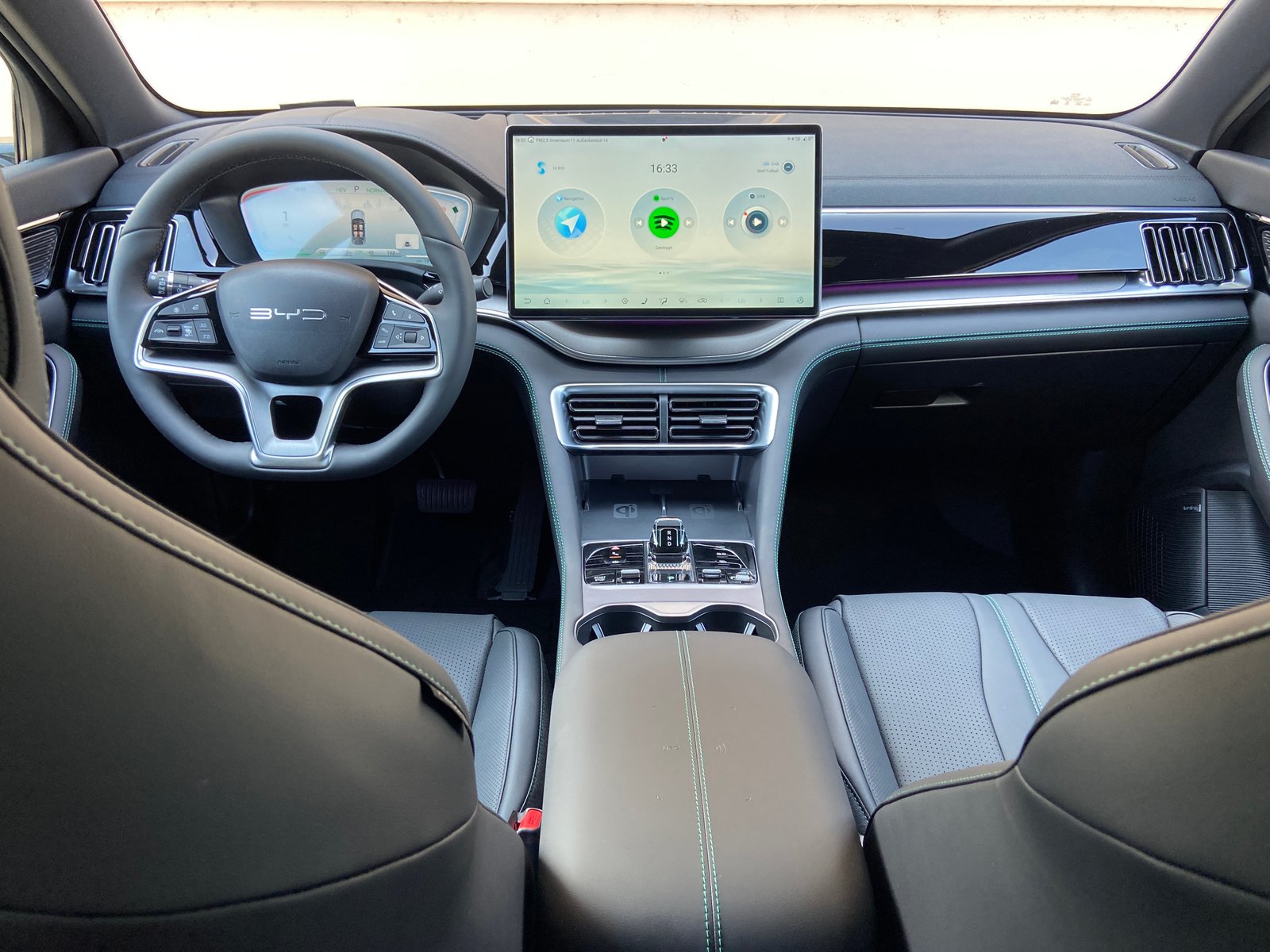 BYD Seal U DM-i Design AWD, Plug-in-Hybrid Benzina/Elettrica, Auto nuove, Automatico - 5