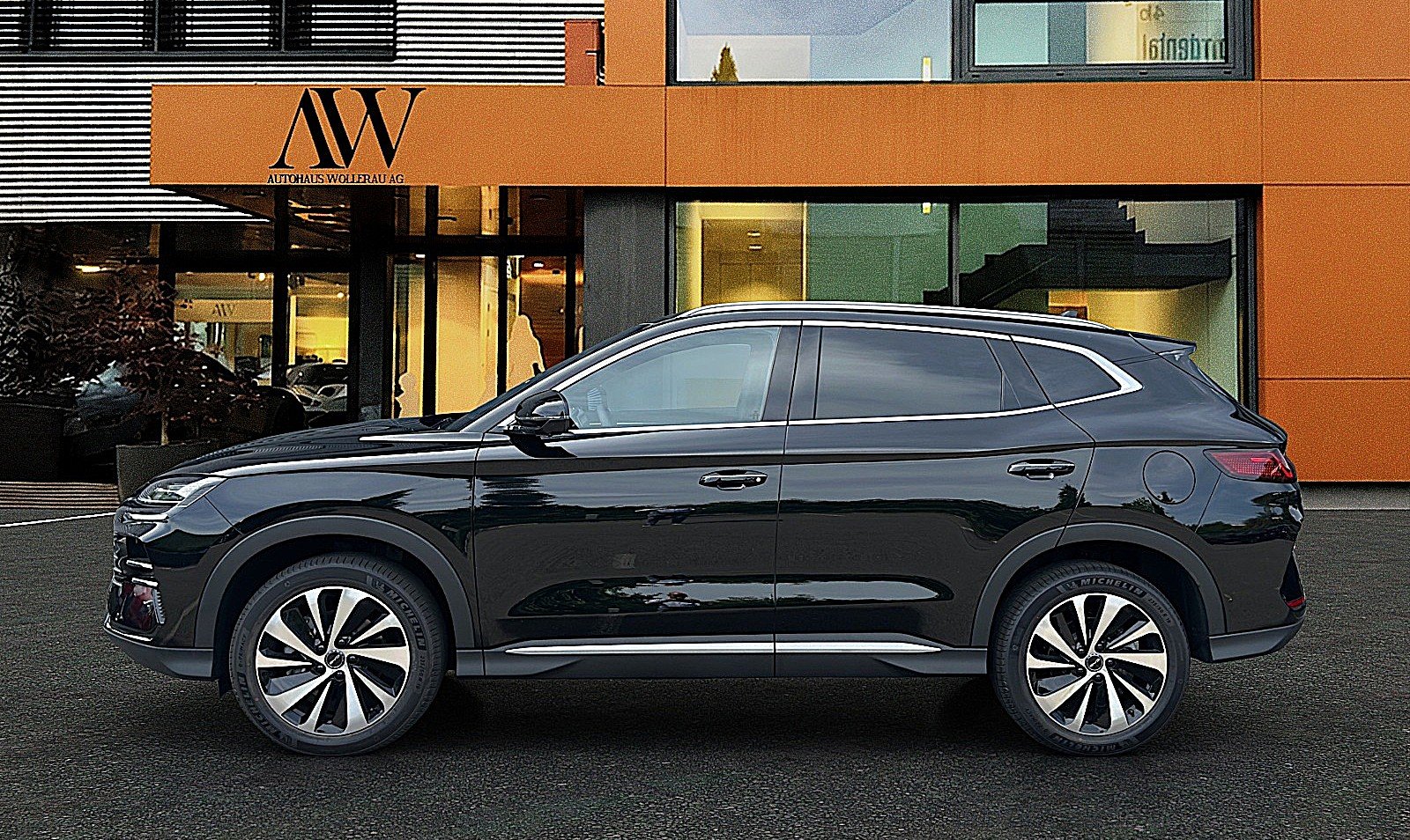 BYD Seal U DM-i Design AWD / Voll Ausstattung