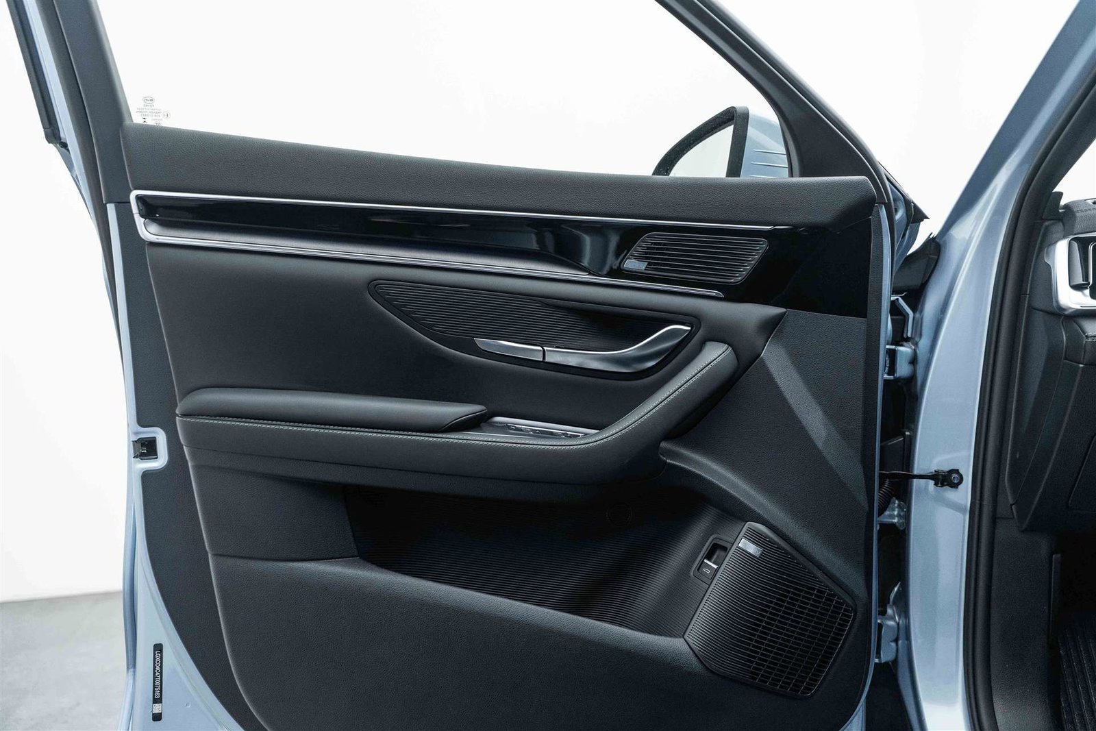 BYD Seal U DM-i PHEV Design AWD 324PS Automat, Plug-in-Hybrid Petrol/Electric, New car, Automatic - 7