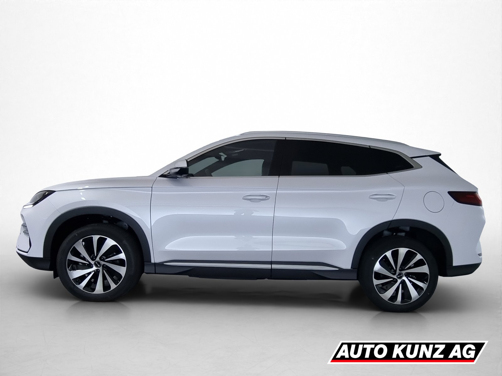 BYD Seal U DM-i Design AWD, Plug-in-Hybrid Benzina/Elettrica, Auto nuove, Automatico - 3