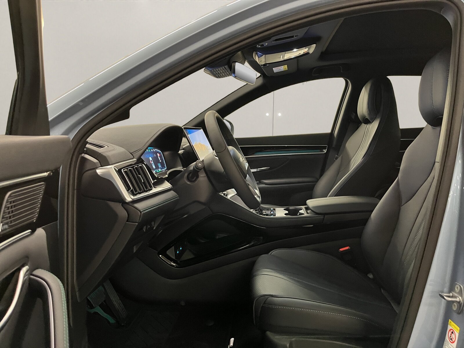 BYD Seal U DM-i Design AWD, Plug-in-Hybrid Benzin/Elektro, Neuwagen, Automatik - 7