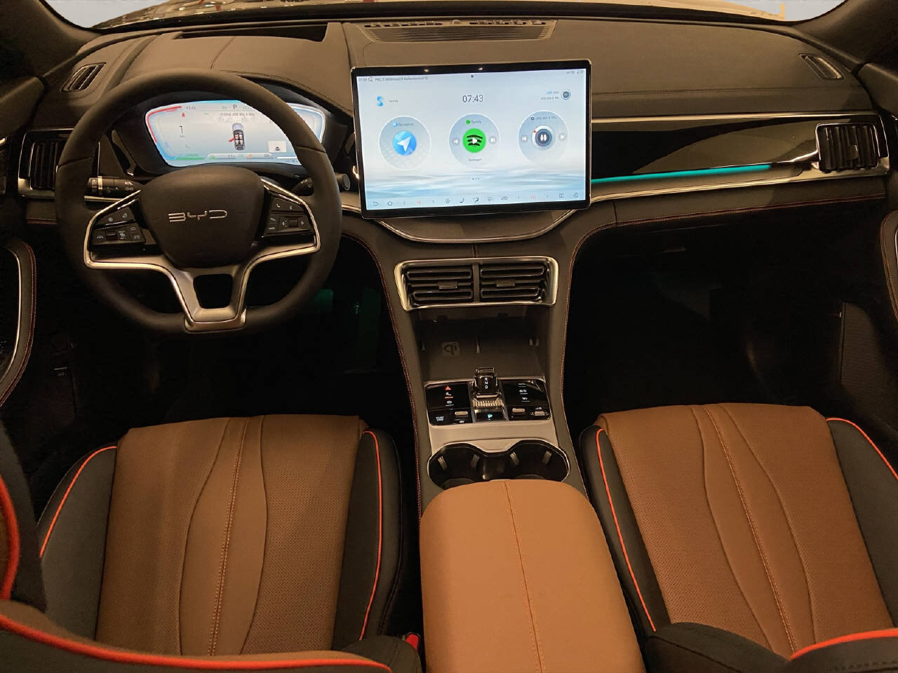 BYD Seal U DM-i Design AWD, Plug-in-Hybrid Benzin/Elektro, Neuwagen, Automatik - 6