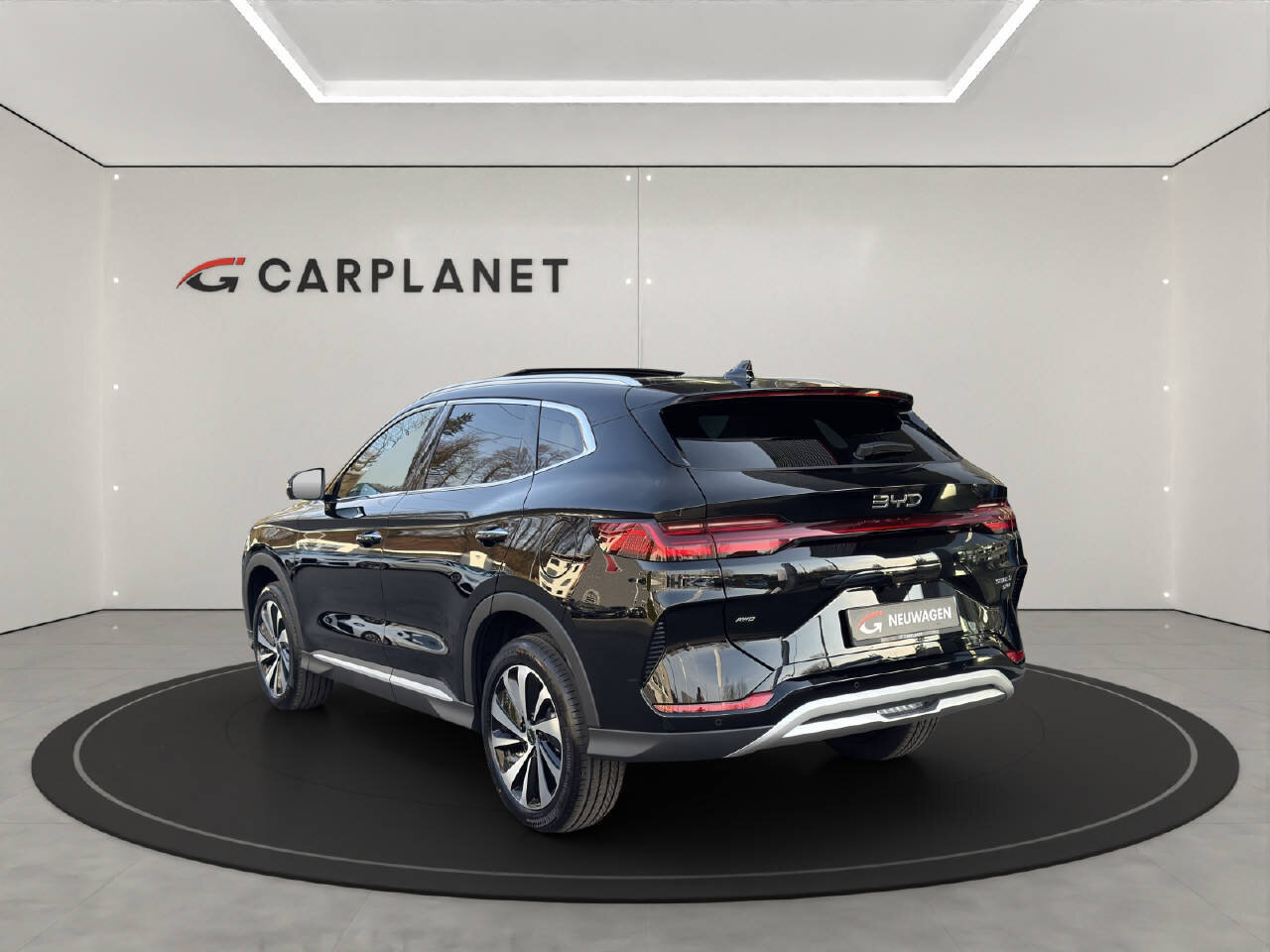 BYD Seal U DM-i Design AWD, Plug-in-Hybrid Petrol/Electric, New car, Automatic - 3