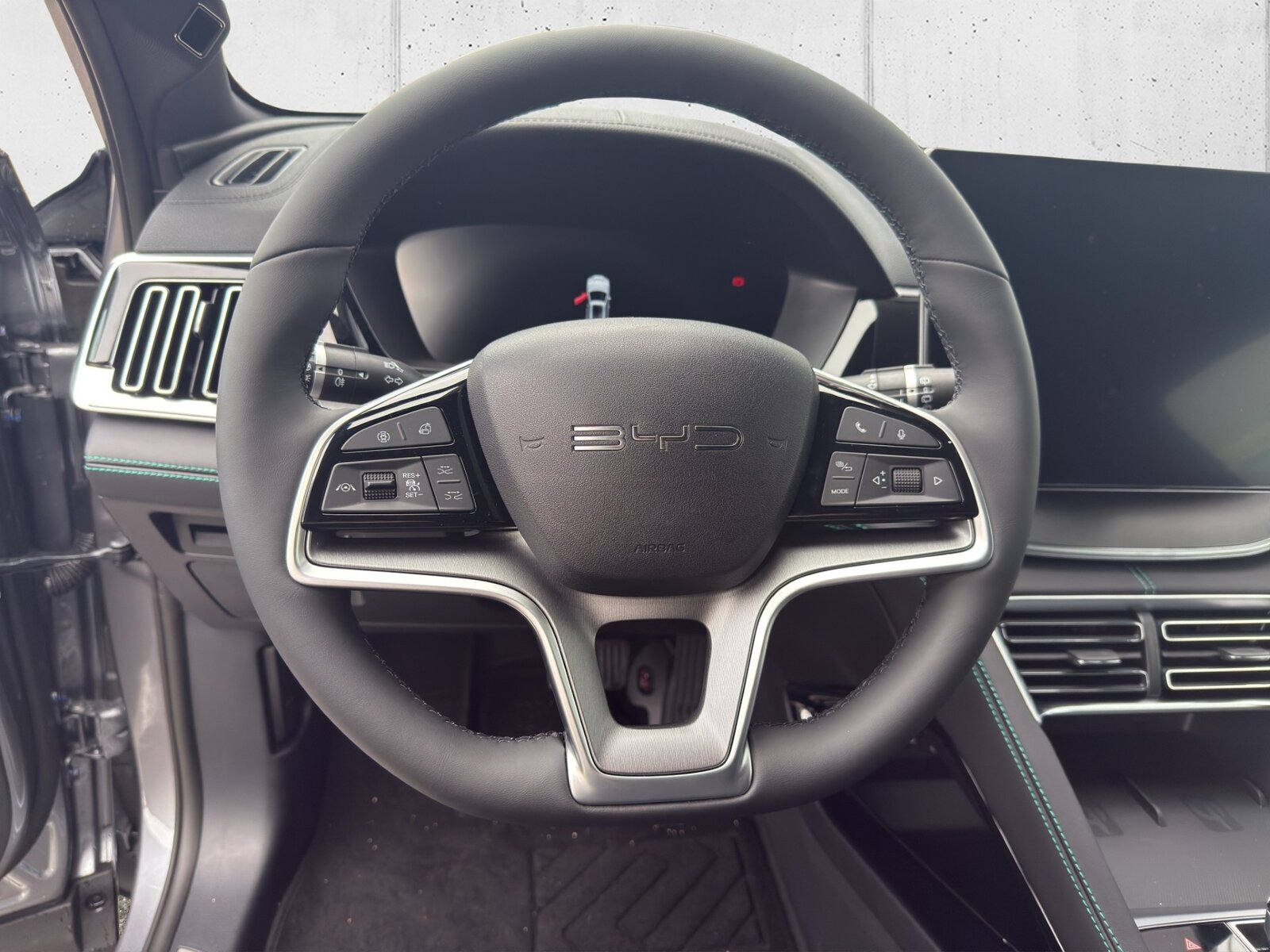 BYD Seal U DM-i Design AWD, Plug-in-Hybrid Benzin/Elektro, Neuwagen, Automatik - 7