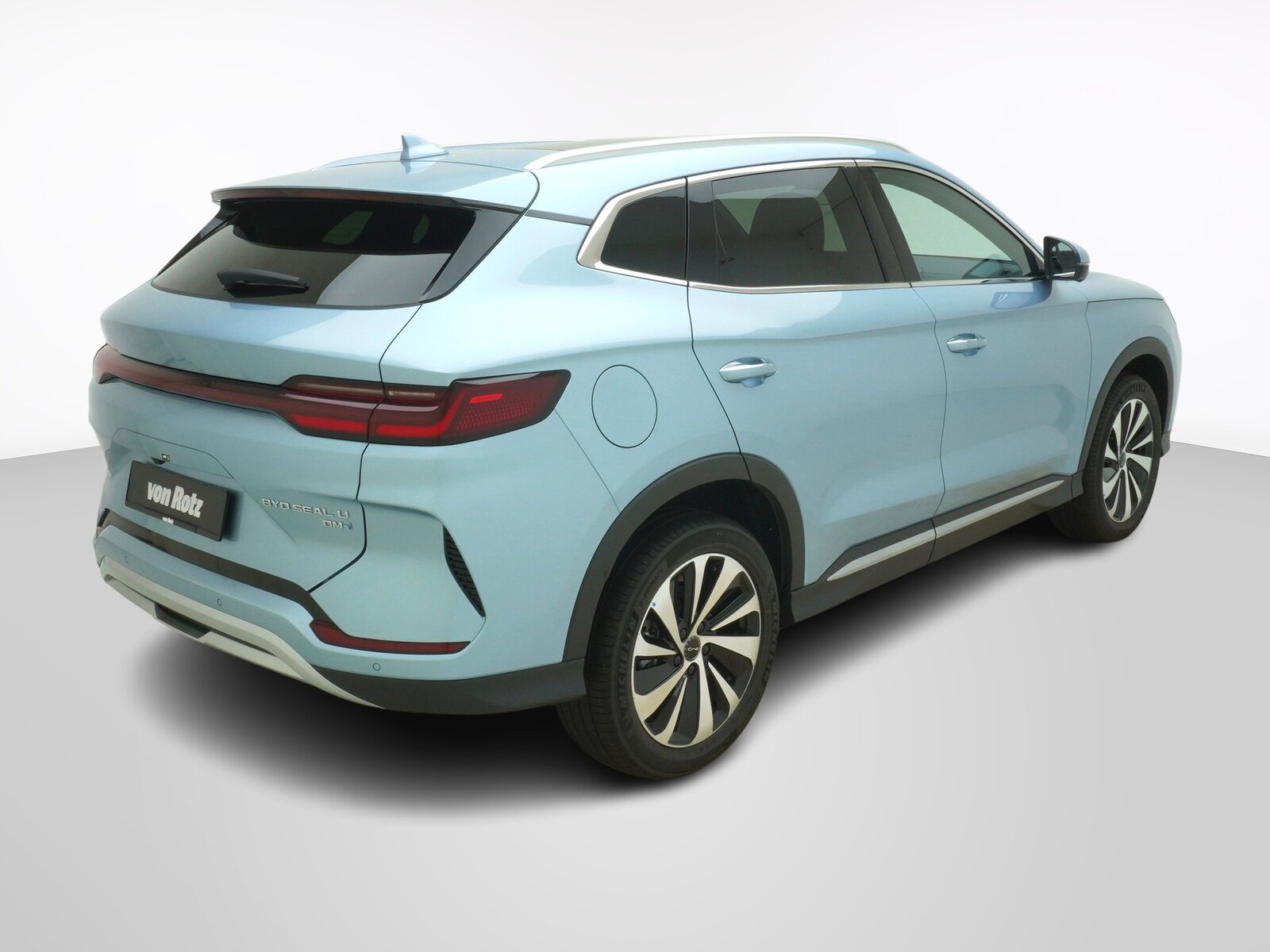 BYD Seal U DM-i Design AWD, Plug-in-Hybrid Benzina/Elettrica, Auto nuove, Automatico - 5