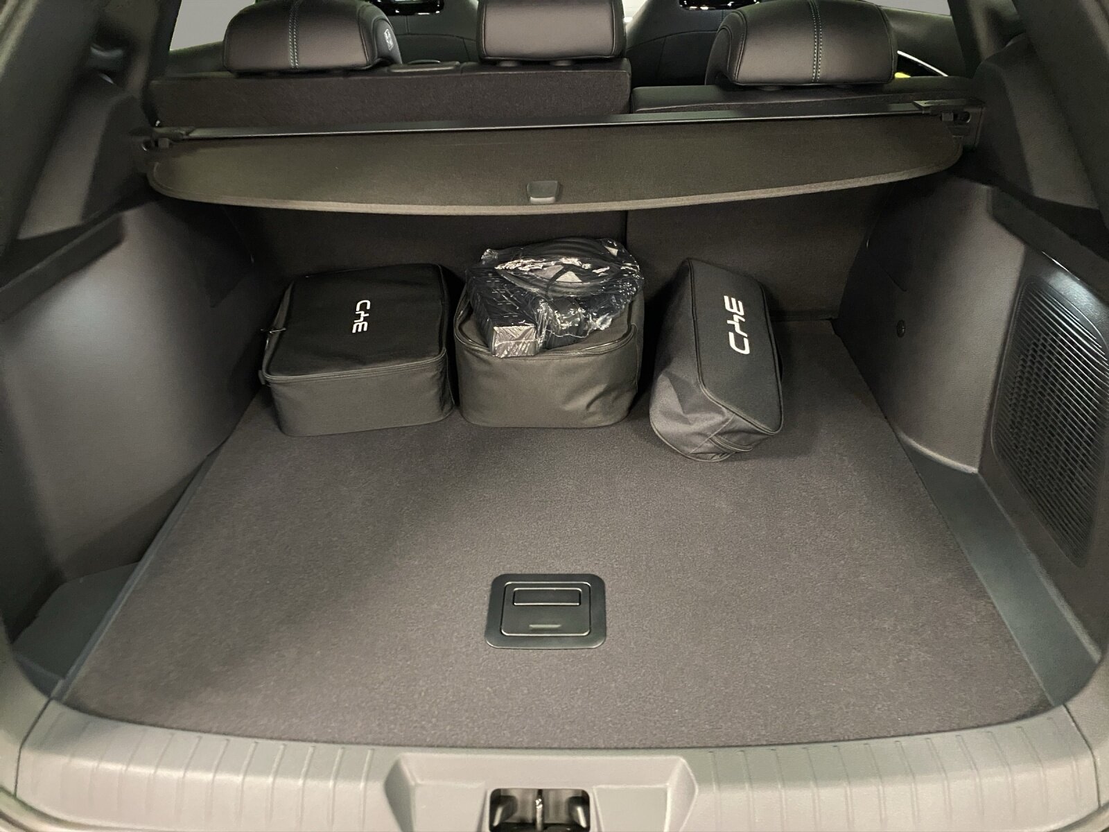 BYD Seal U DM-i Design AWD, Plug-in-Hybrid Petrol/Electric, New car, Automatic - 6