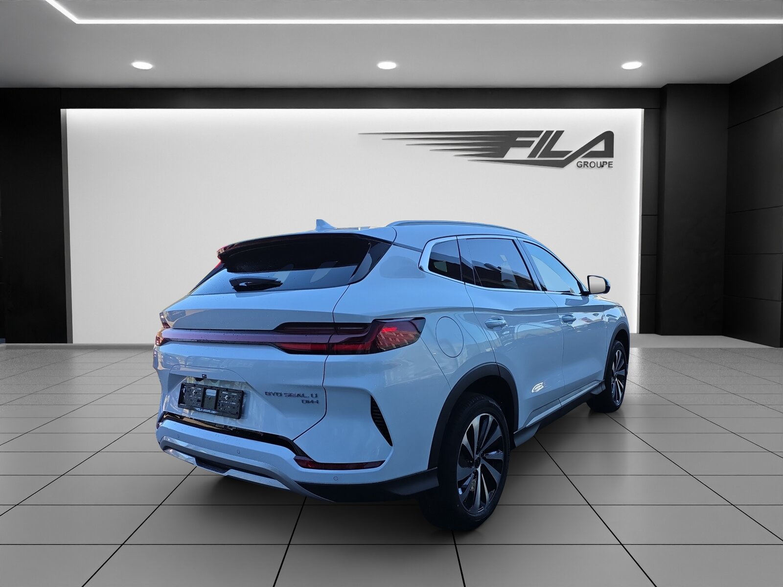 BYD Seal U DM-i Comfort, Plug-in-Hybrid Benzina/Elettrica, Auto nuove, Automatico - 6