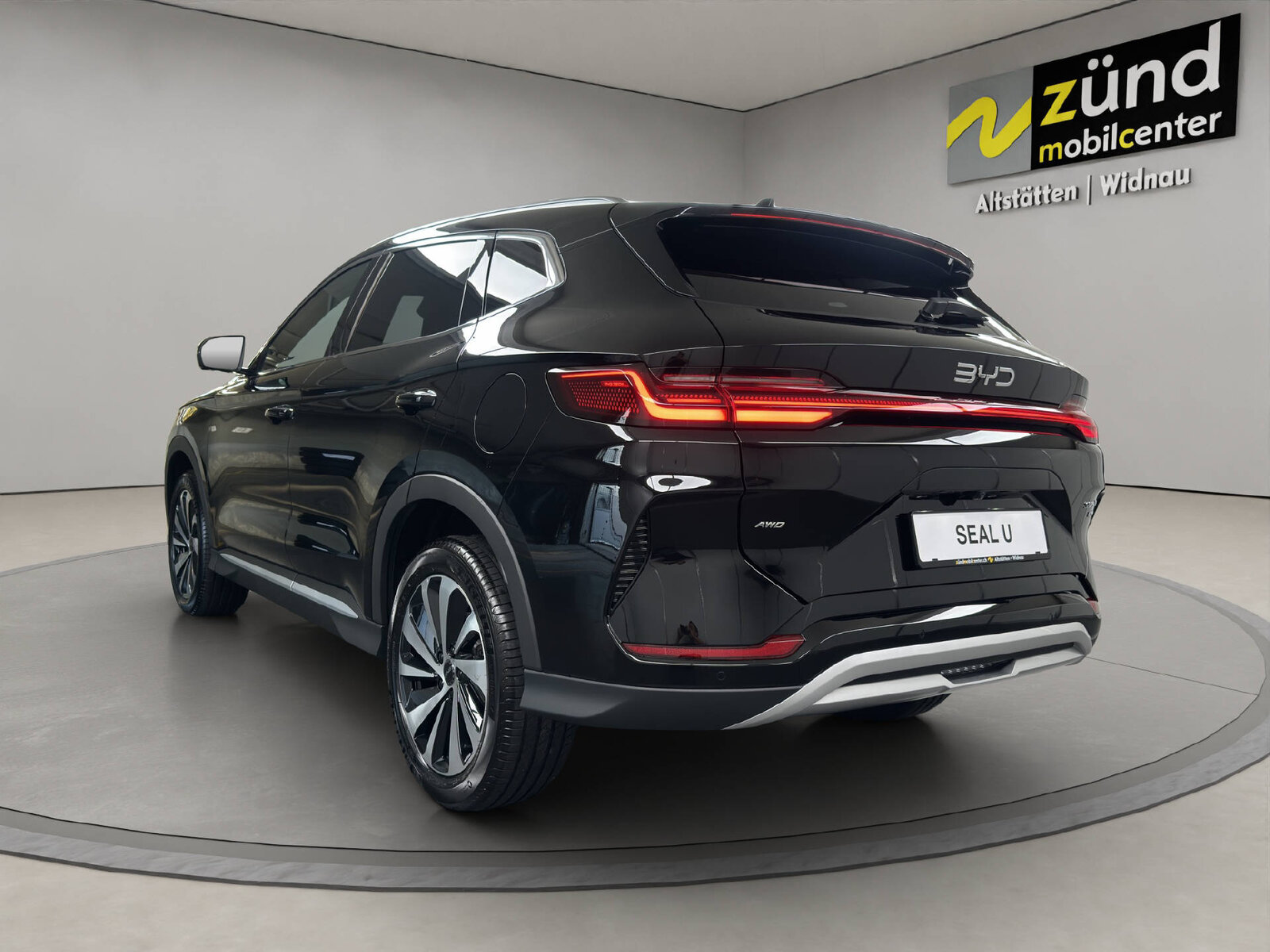 BYD Seal U DM-i Design AWD 324 PS, Plug-in-Hybrid Benzin/Elektro, Neuwagen, Automatik - 3