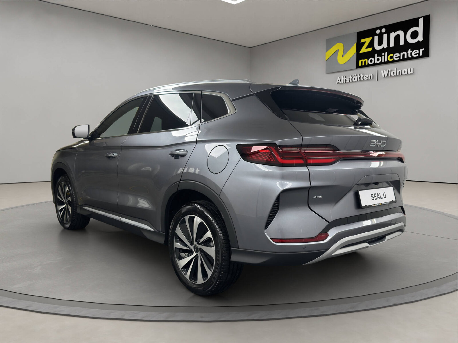 BYD Seal U DM-i Design AWD 324 PS, Plug-in-Hybrid Benzin/Elektro, Neuwagen, Automatik - 3