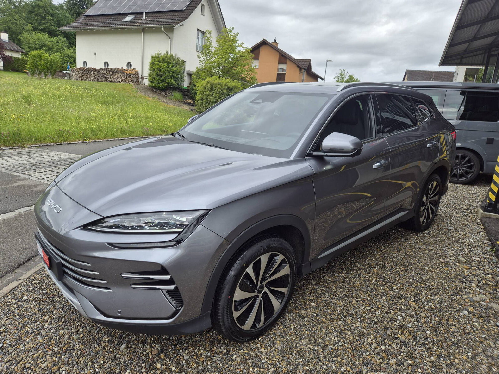 BYD Seal U DM-i Design AWD, Plug-in-Hybrid Petrol/Electric, Second hand / Used, Automatic - 5