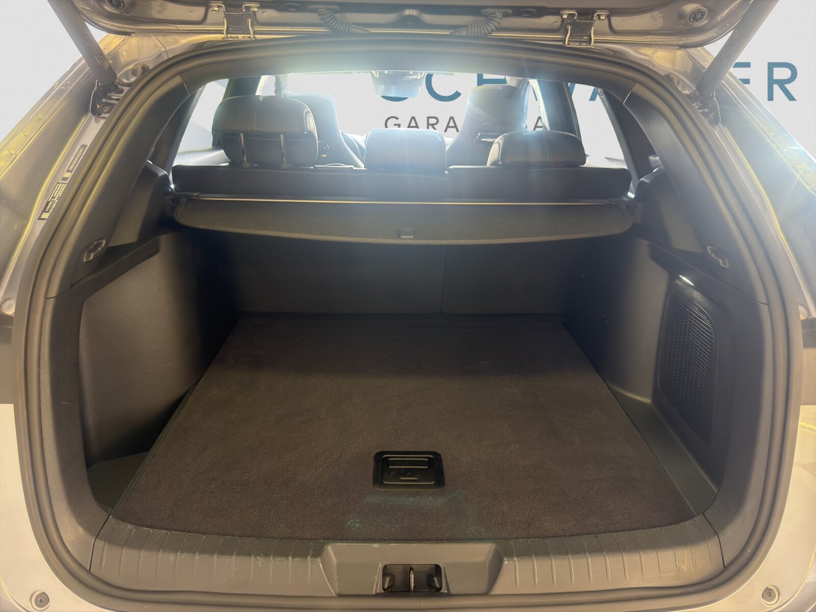 BYD Seal U DM-i Design AWD, Plug-in-Hybrid Benzina/Elettrica, Occasioni / Usate, Automatico - 7