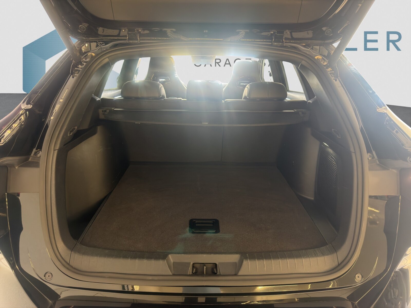 BYD Seal U DM-i Design AWD, Plug-in-Hybrid Benzina/Elettrica, Occasioni / Usate, Automatico - 7
