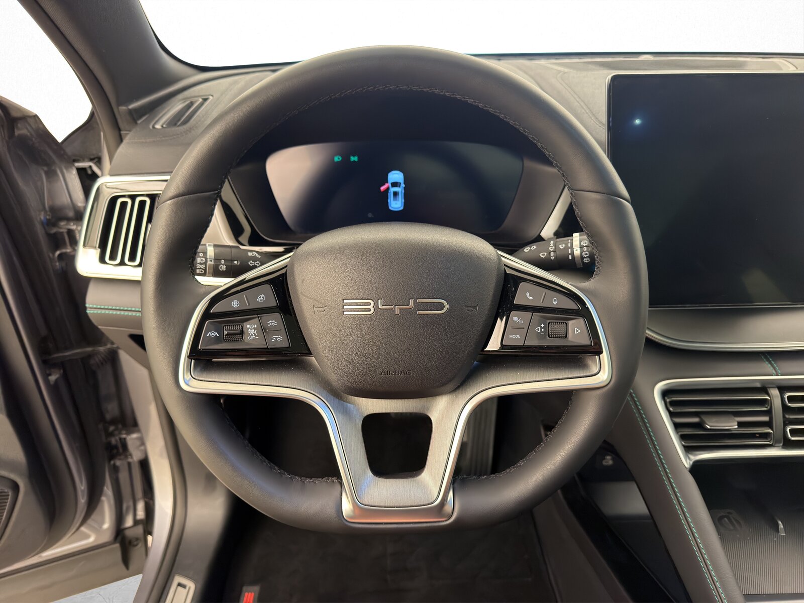 BYD Seal U DM-i Design AWD, Plug-in-Hybrid Petrol/Electric, Second hand / Used, Automatic - 7