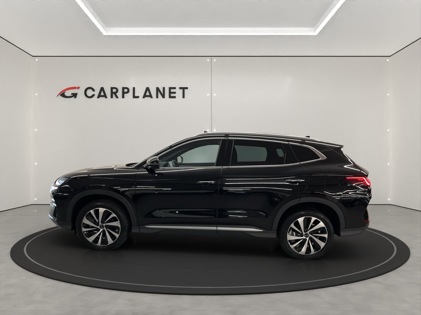 BYD Seal U DM-i Design AWD, Plug-in-Hybrid Benzin/Elektro, Occasion / Gebraucht, Automatik - 3