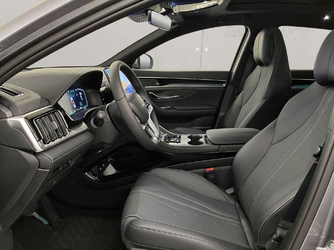 BYD Seal U DM-i Design AWD CH FAHRZEUG, Hybride Rechargeable Essence/Électricité, Voiture de démonstration, Automatique - 5