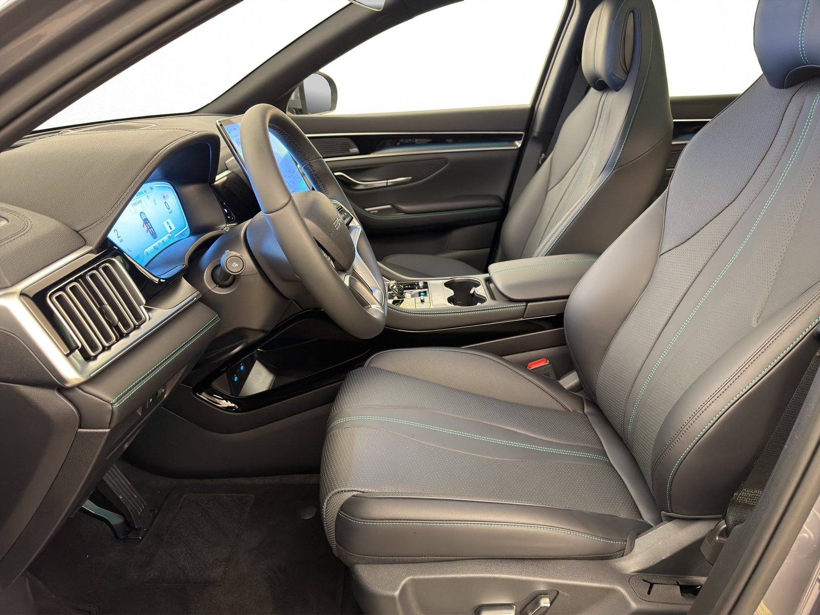 BYD Seal U DM-i Design AWD, Hybride Rechargeable Essence/Électricité, Voiture de démonstration, Automatique - 7